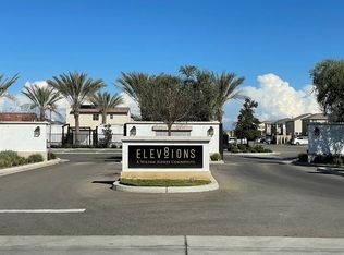 2002 N Perry Ln, Clovis, CA 93619