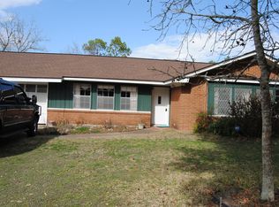 3 Richland Cir, Angleton, TX 77515