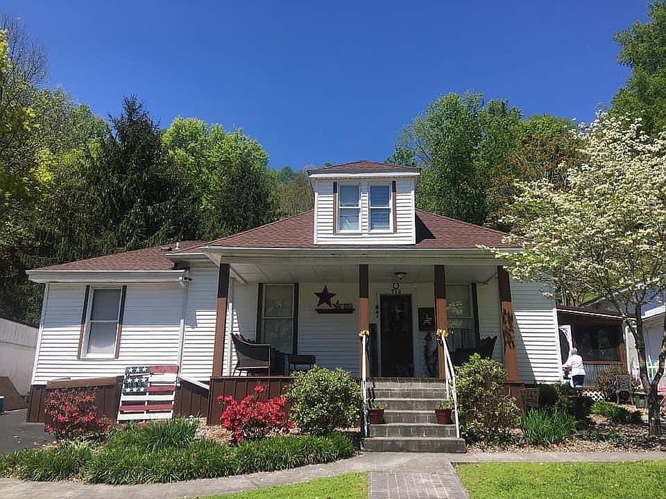1st image of 713 Court St