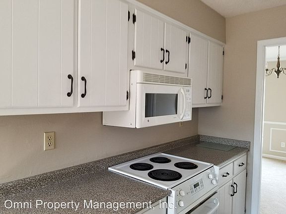 5th image of 6041 Barrentine Dr