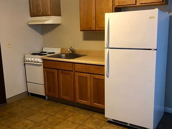 3rd image of 320 N Midler Ave #7