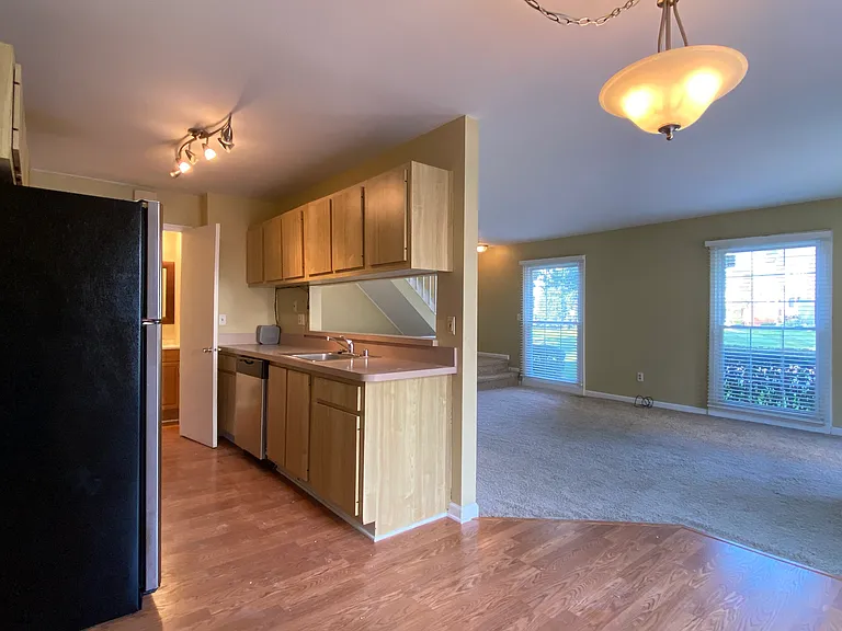 23525 Stonehenge Blvd — Photo 6