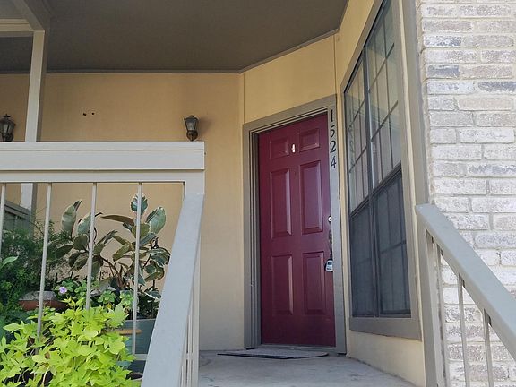2nd image of 11839 Parliament St APT 1524