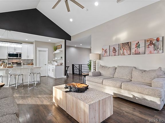 3rd image of 190 Flynn Rd