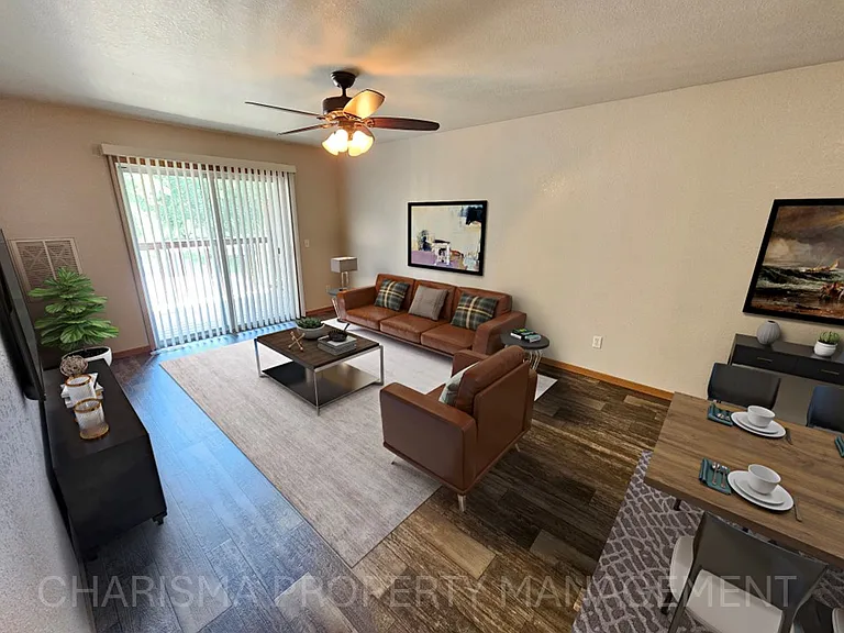 340 N Main Avenue — Photo 19
