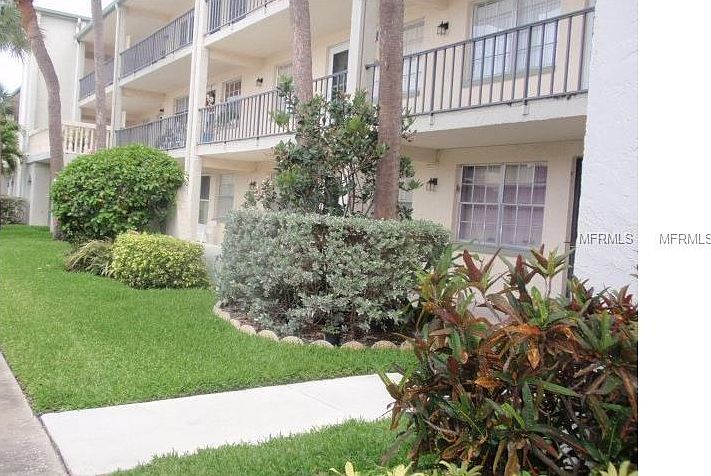 1st image of 11720 Park Blvd APT 209