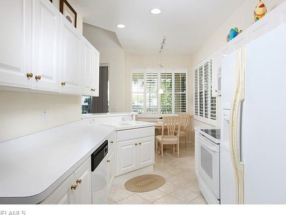 3rd image of 4630 Hawks Nest Dr APT 204