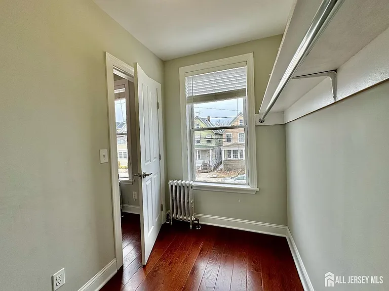 66 Atlantic St — Photo 10