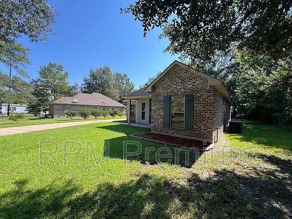 3rd image of 4836 Rollins Rd