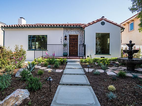 2nd image of 1462 E Del Mar Blvd