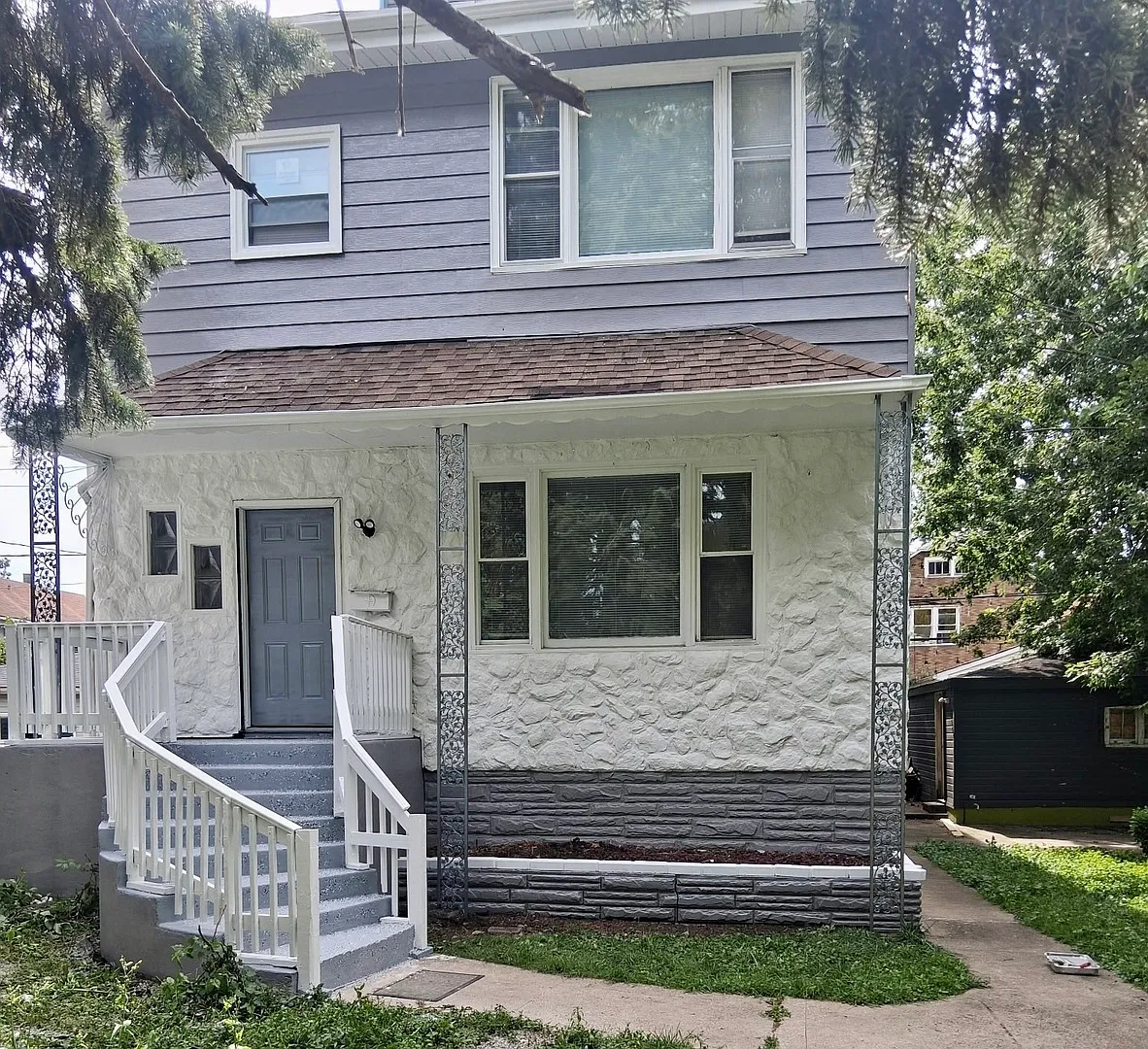 8518 S Muskegon Ave — Photo 1