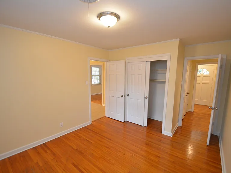5709 Windamere Dr — Photo 11