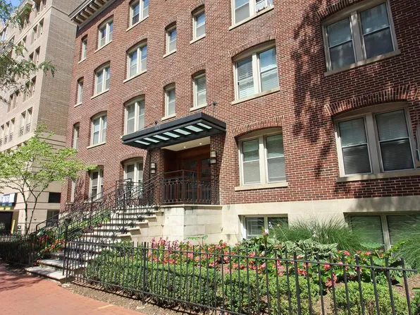 1121 24th St NW APT 302, Washington, DC 20037