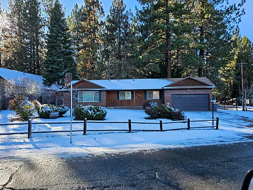 784 Club View Dr Photo 1