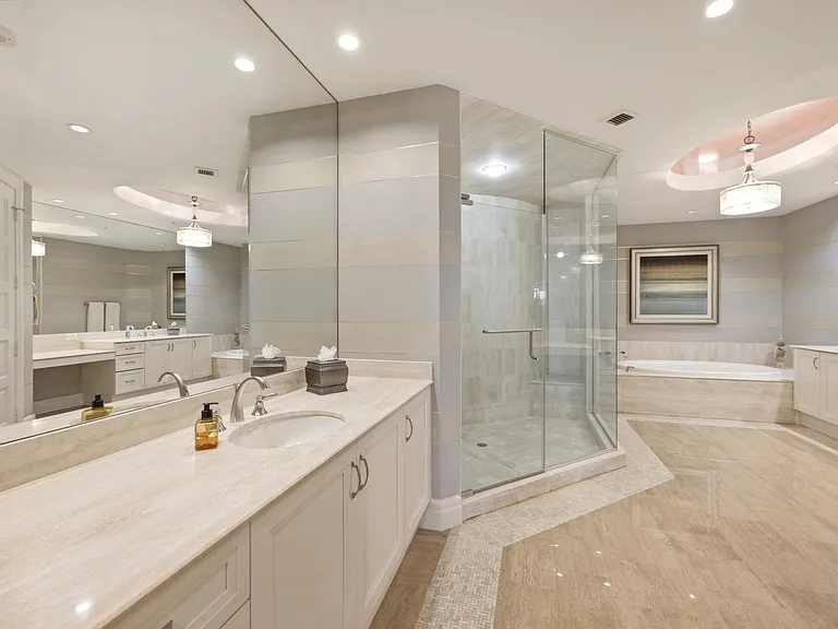 4501 Gulf Shore Blvd N #404 — Photo 27