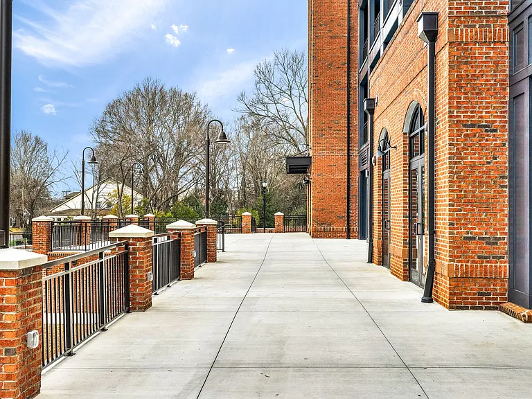Mill One Apartments — Photo 6