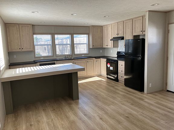 4th image of 5515 118th St #329