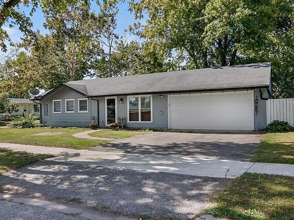 2nd image of 1402 Mount Vernon Dr