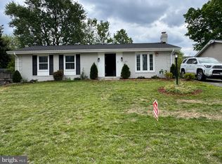 1314 E Holly Ave, Sterling, VA 20164