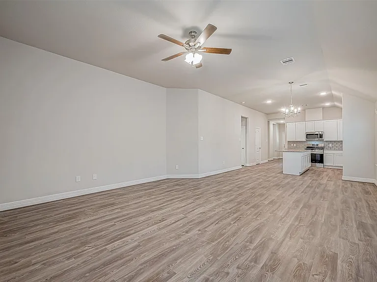 22814 Ephesus Ave — Photo 5