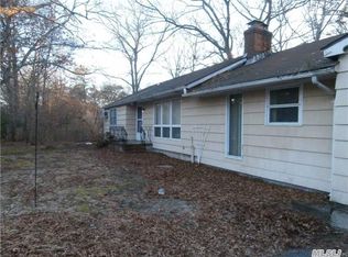 11 Ann Ave, Riverhead, NY 11901