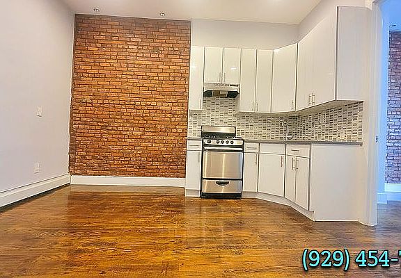 2nd image of 294 Van Buren St #3