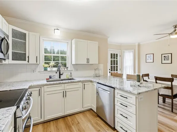 1035 Laurel Creek Ln, Lewisville, NC 27023