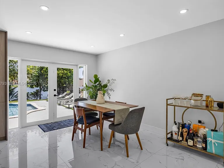 9650 SW 9th Ct — Photo 23