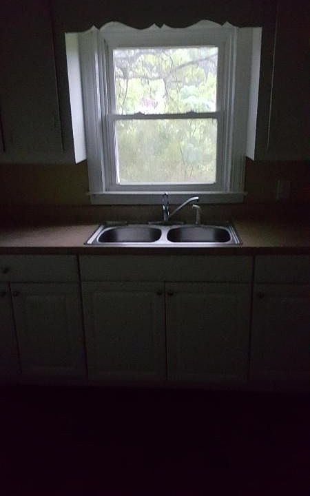 1st image of 419 Wyatt St #A
