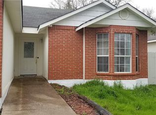 120 Oak River Dr, Cedar Creek, TX 78612