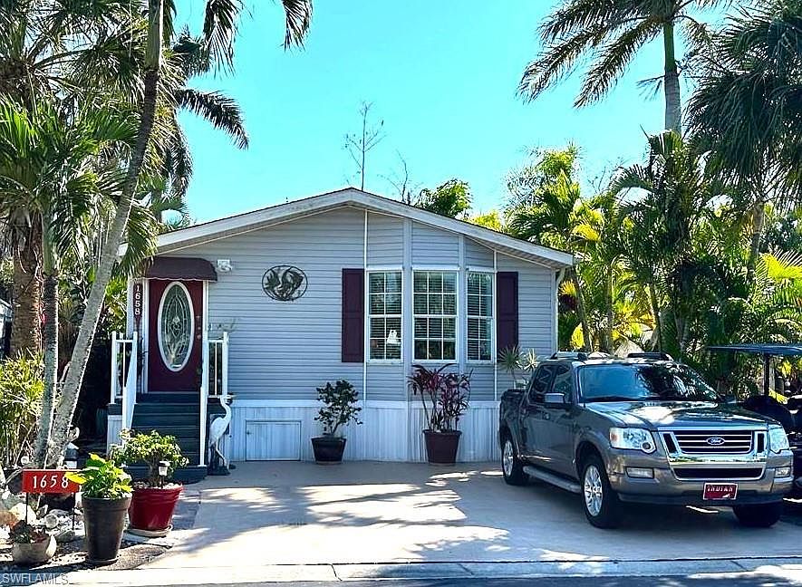 1st image of 1658 Diamond Lake CIR