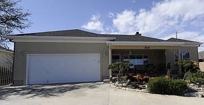 1st image of 614 Oak Hollow Dr