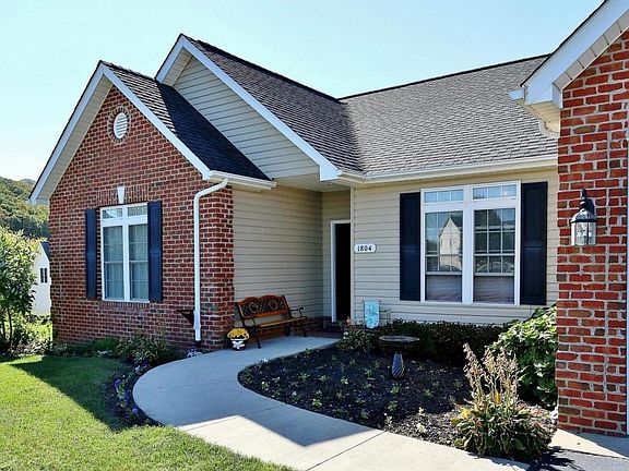 5th image of 1804 Foxfield Cir