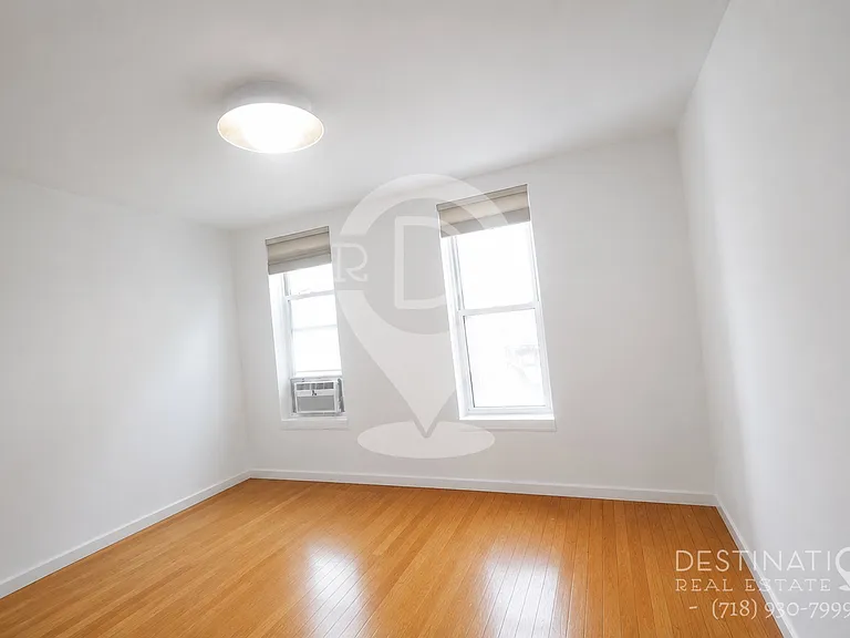 387 Clinton St #3L — Photo 17