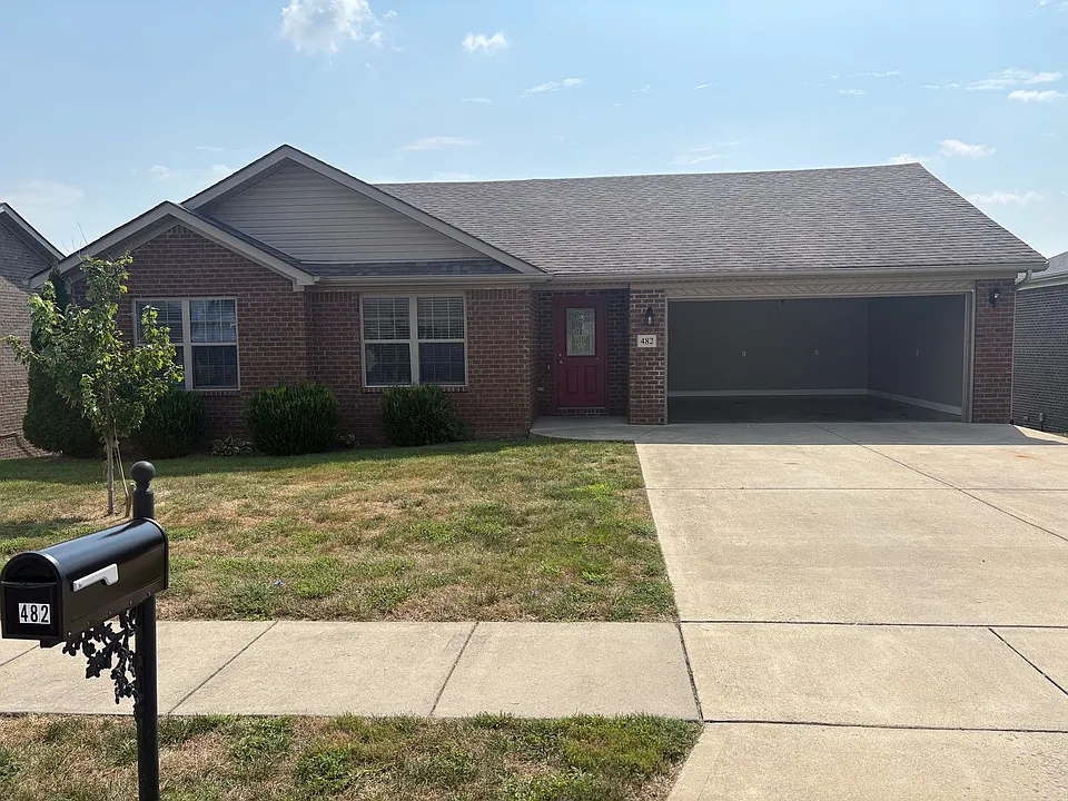482 Southern Cross Dr
