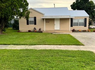 332 E Pasadena Ave, Clewiston, FL 33440