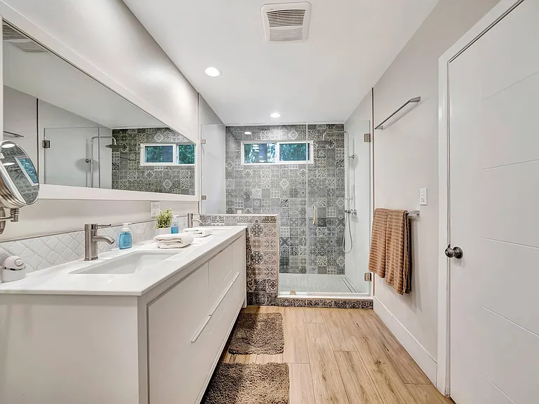 22826 Dolorosa St — Photo 40