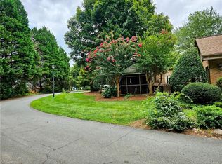 201 Oleander Dr, Bermuda Run, NC 27006