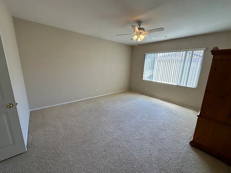 932 Torrey Pines Pl — Photo 15