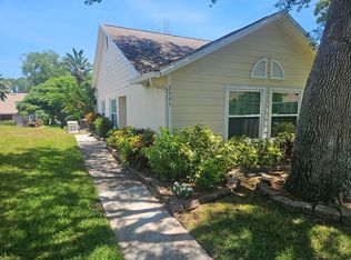 2361 Bentley Dr, Palm Harbor, FL 34684