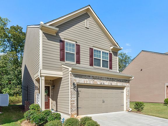 2nd image of 286 Highland Pointe Cir E