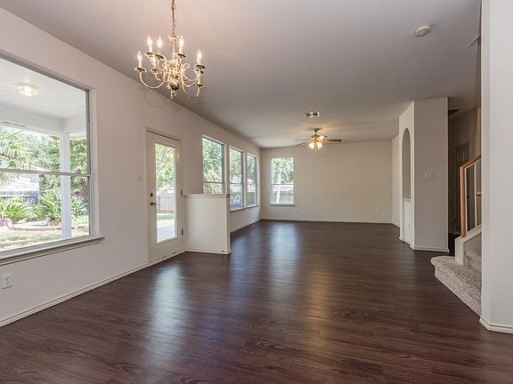5th image of 700 Le Ann Ln