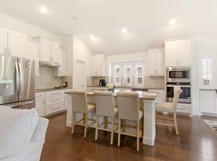 510 Royal Oaks Ln, Oak Pt, TX 75068