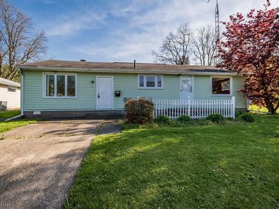 (Undisclosed Address), North Canton, OH, 44720