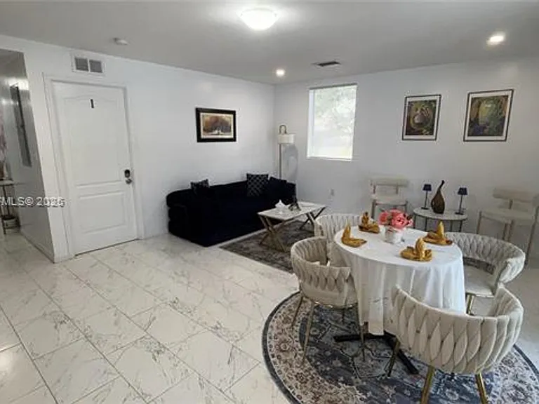 3872 Grand Ave #A — Photo 8