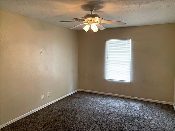 5th image of 5323 Darlinghurst Dr