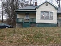 1st image of 2827 S 25th St