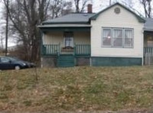 2827 S 25th St, Saint Joseph, MO 64503