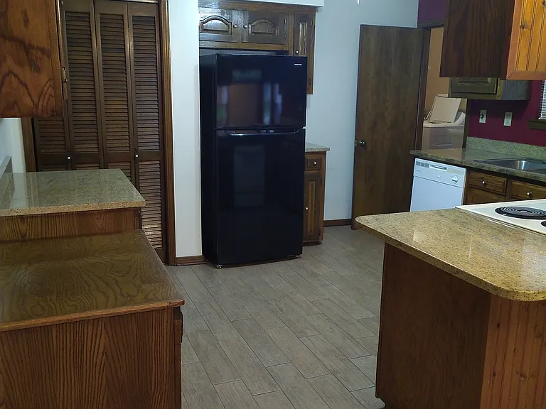 Kitchen, new refrigerator with ice maker