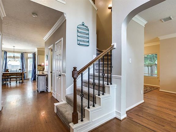 5th image of 4702 Torrington Ct